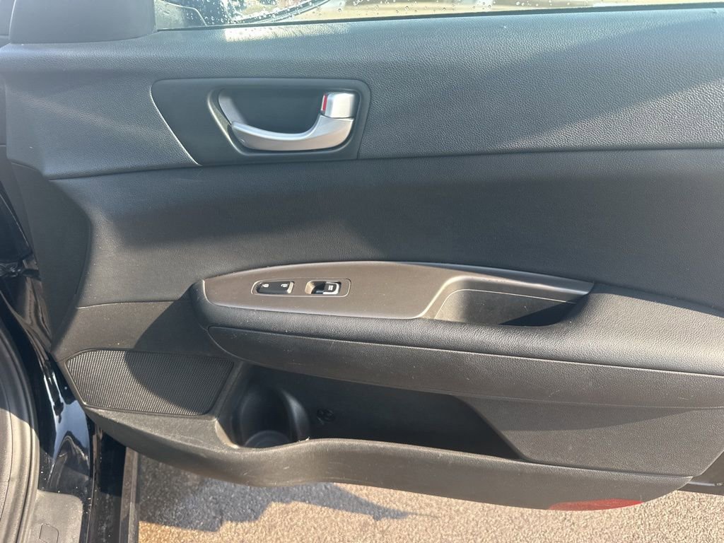 Used 2019 Kia Optima S w/ S Panoramic Sunroof Package image 8