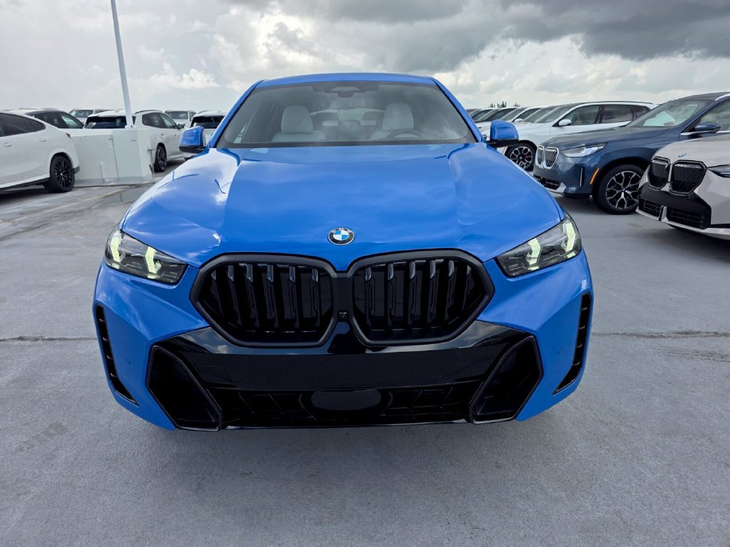 New 2027 BMW X6 xDrive40i AWD/4WD image 2