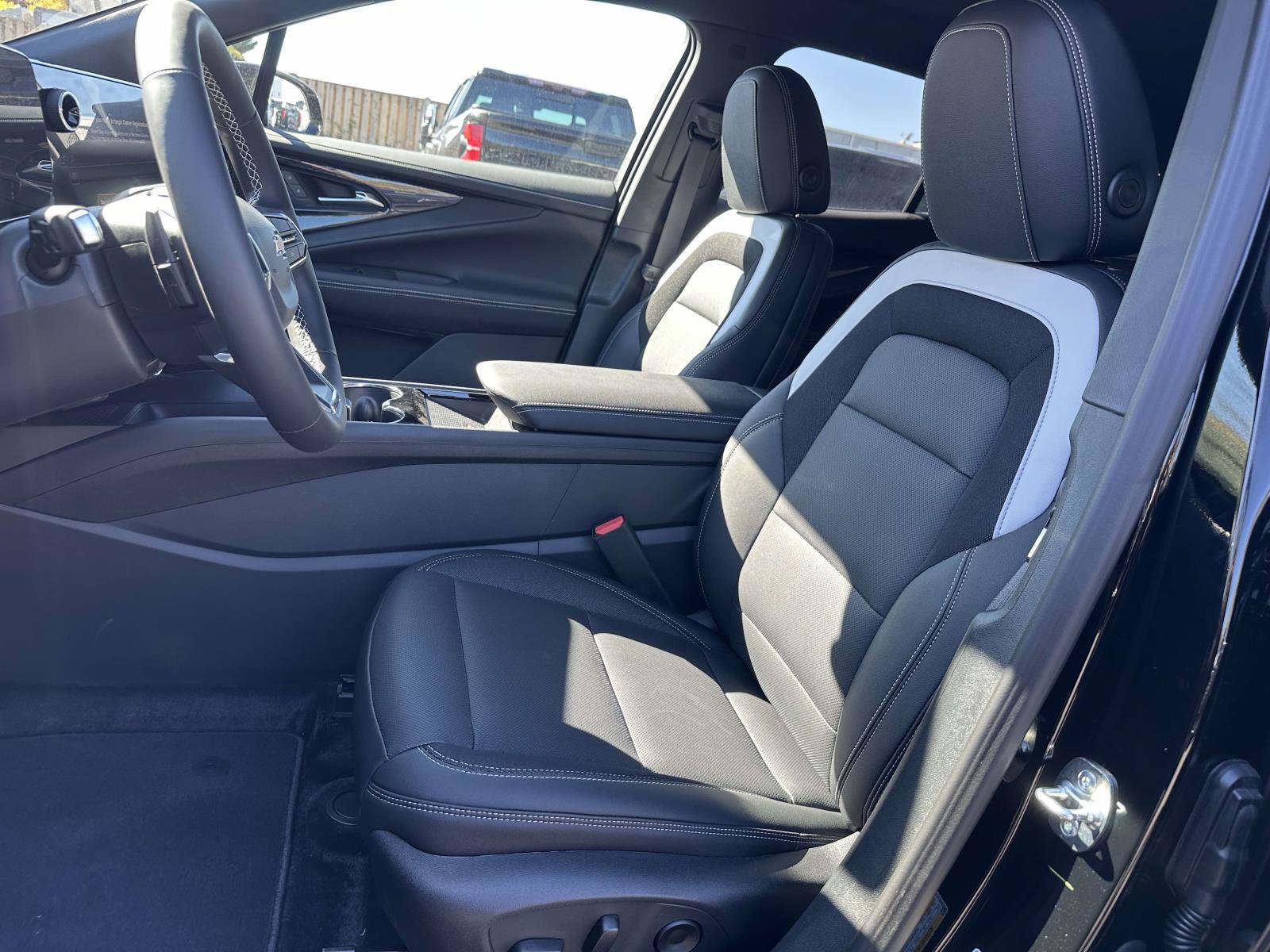 New 2026 Chevrolet Blazer EV LT AWD/4WD image 20