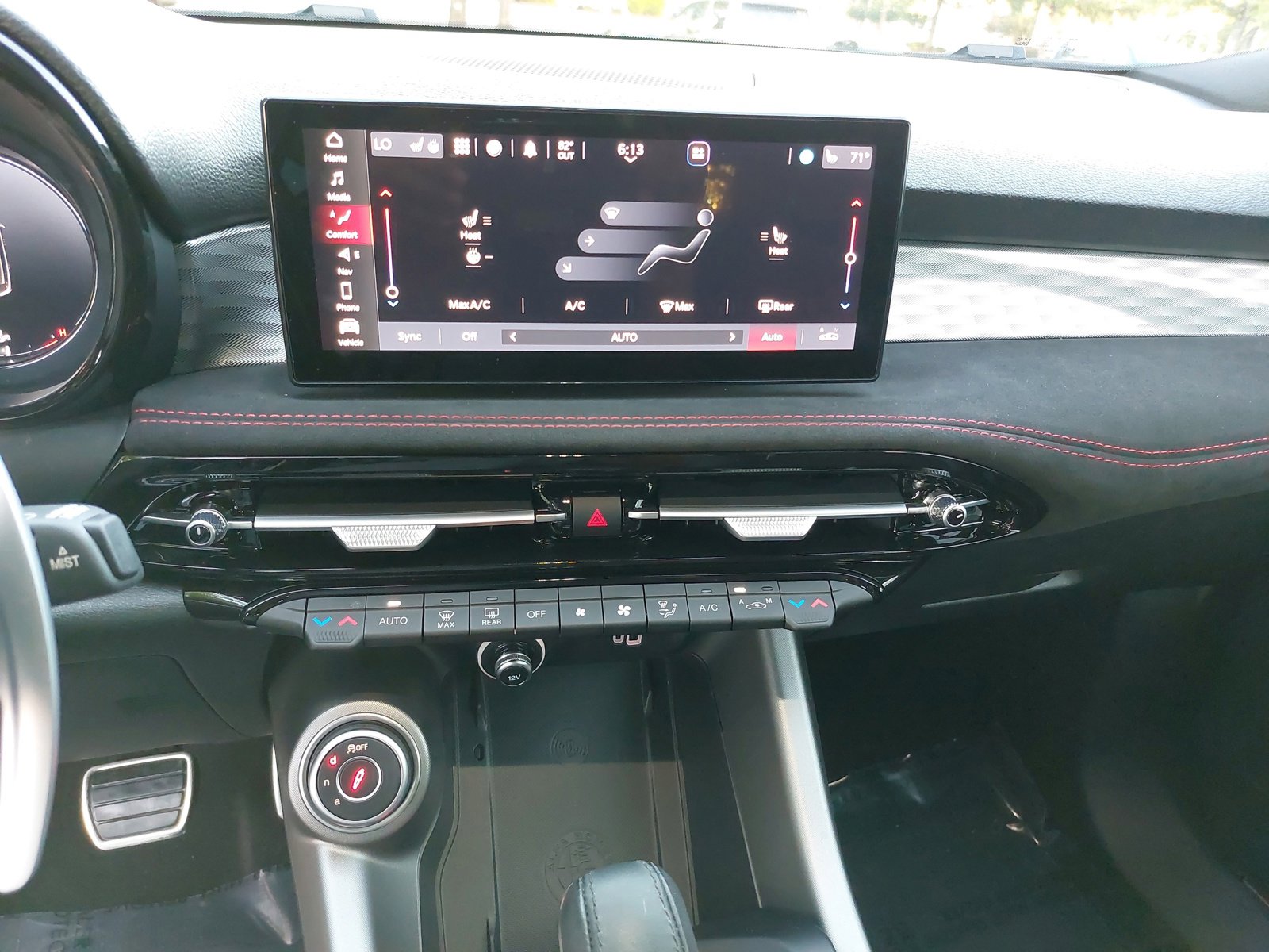 Used 2024 Alfa Romeo Tonale Veloce image 22