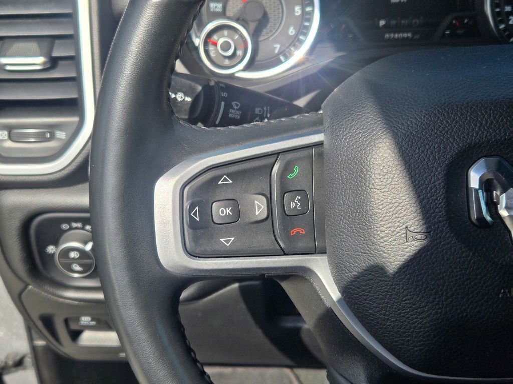 Used 2023 RAM 1500 Big Horn AWD/4WD image 44