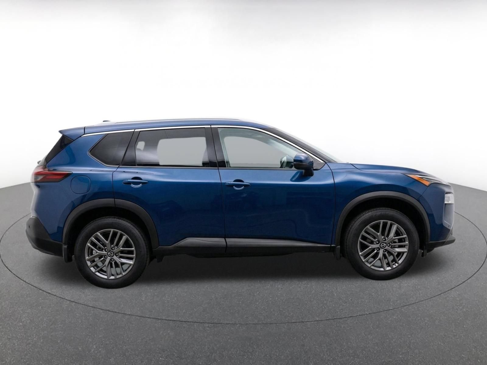Used 2026 Nissan Rogue SV AWD/4WD image 13