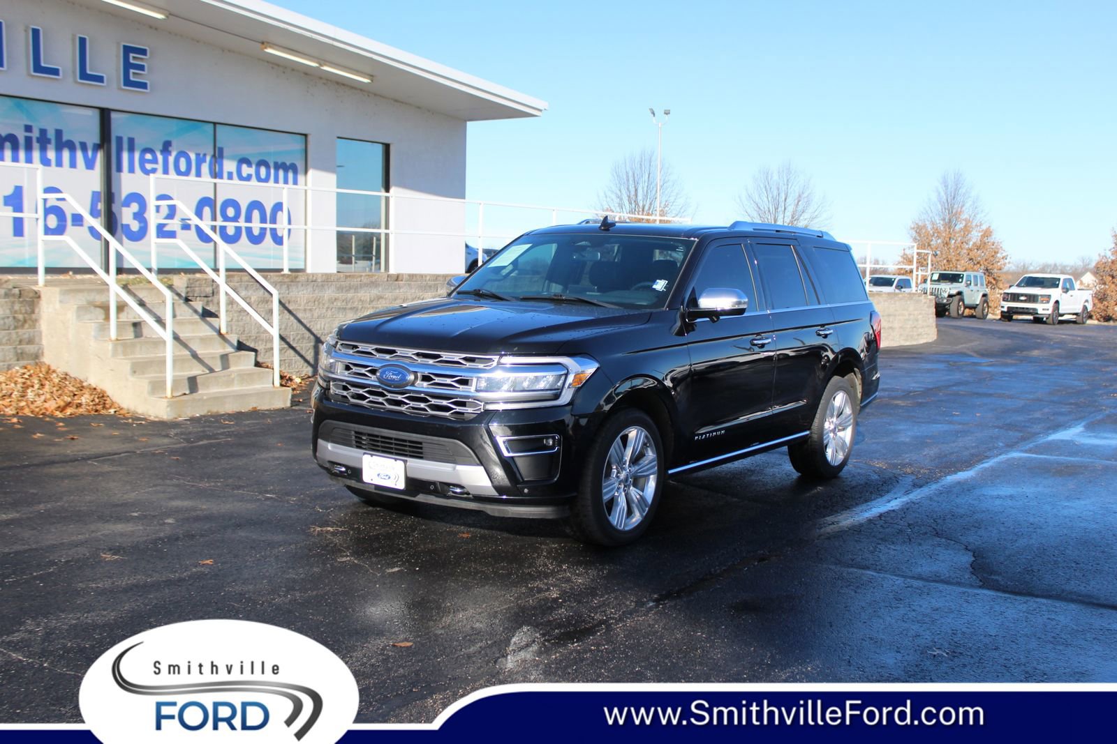 Used 2023 Ford Expedition Platinum image 1