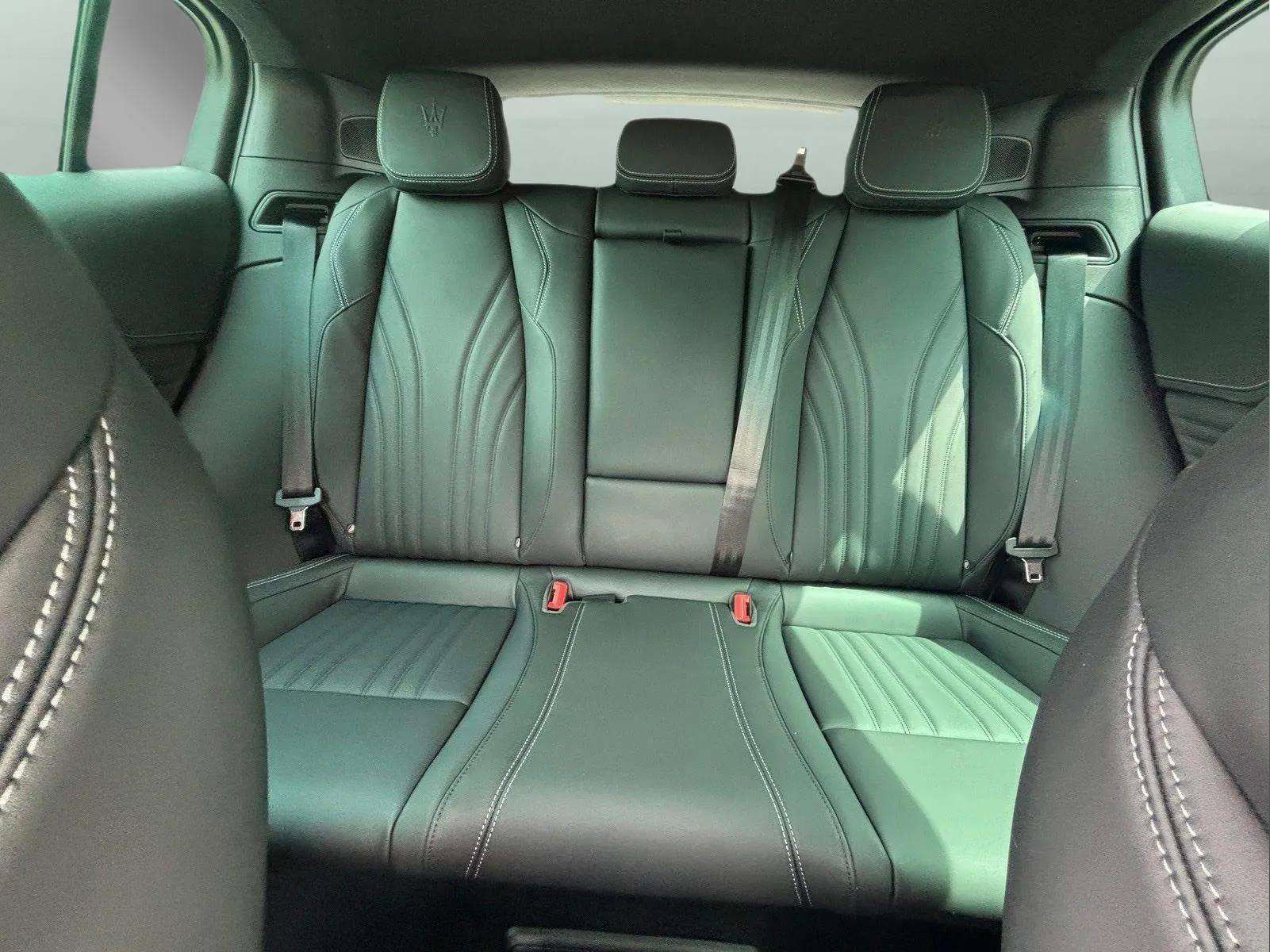 New 2025 Maserati Grecale GT image 36