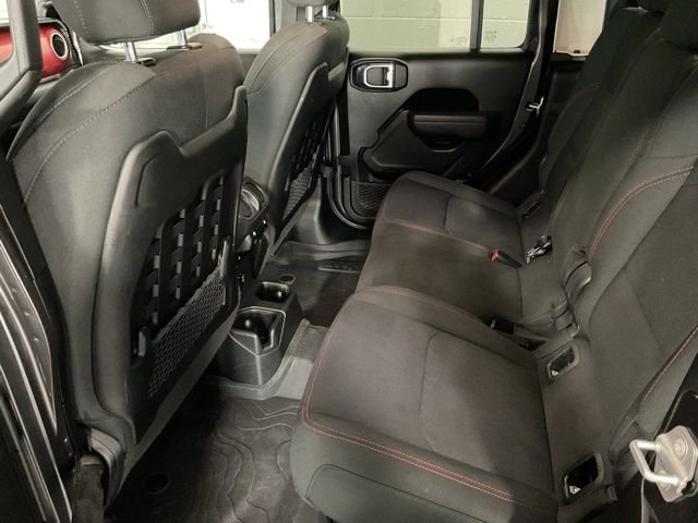 Used 2022 Jeep Gladiator Rubicon w/ LED Lighting Group image 17
