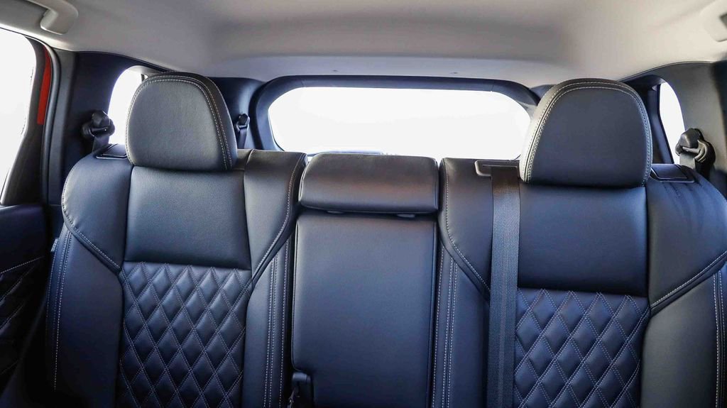 Used 2024 Mitsubishi Outlander SEL image 27