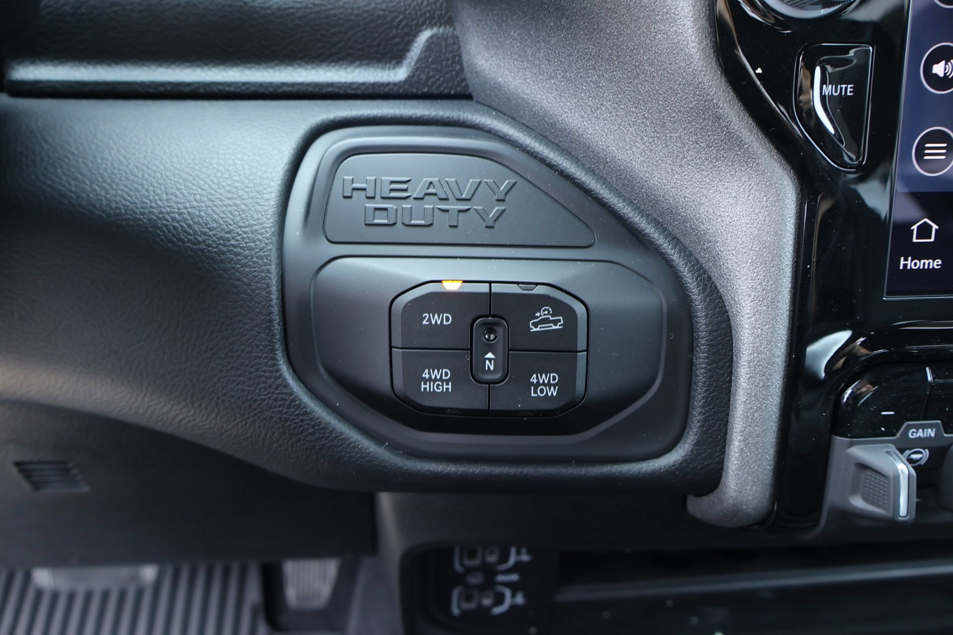 New 2026 RAM 2500 Tradesman AWD/4WD image 8
