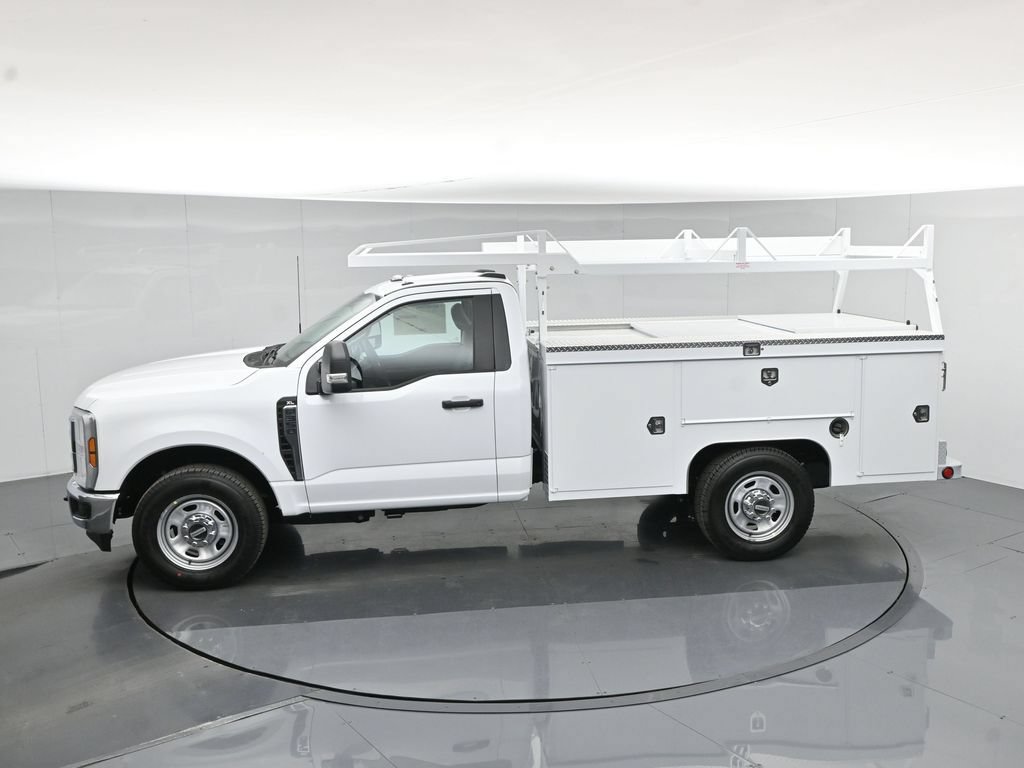 New 2026 Ford F350 XL w/ XL Chrome Package RWD image 52