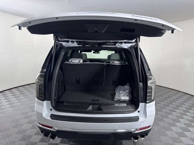 New 2026 Chevrolet Tahoe Premier w/ Sun And Tow Package AWD/4WD image 13