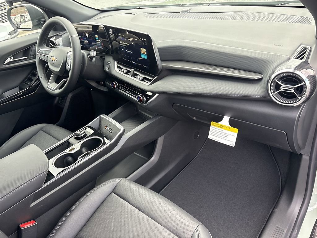 New 2026 Chevrolet Equinox LT w/ Convenience Package II image 29