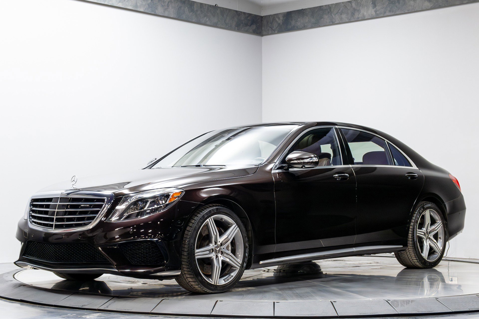 Used 2017 Mercedes-Benz S 63 AMG 4MATIC Sedan image 2