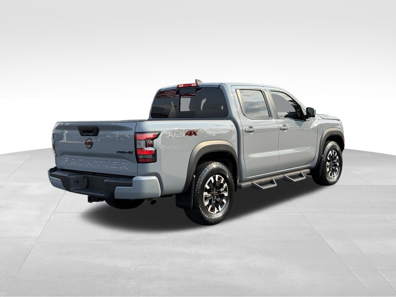 Used 2023 Nissan Frontier PRO-4X w/ Pro Convenience Package AWD/4WD image 4