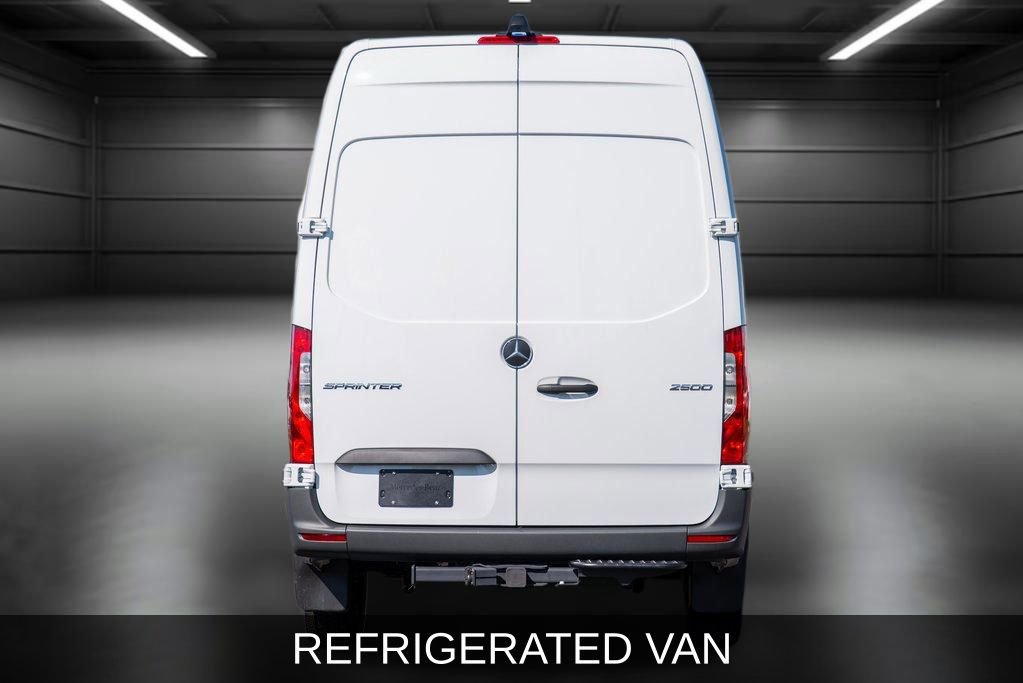 Used 2024 Mercedes-Benz Sprinter 144 Cargo image 4