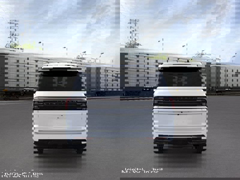 New 2026 Lincoln Navigator L Reserve w/ Jet Appearance Package image 28