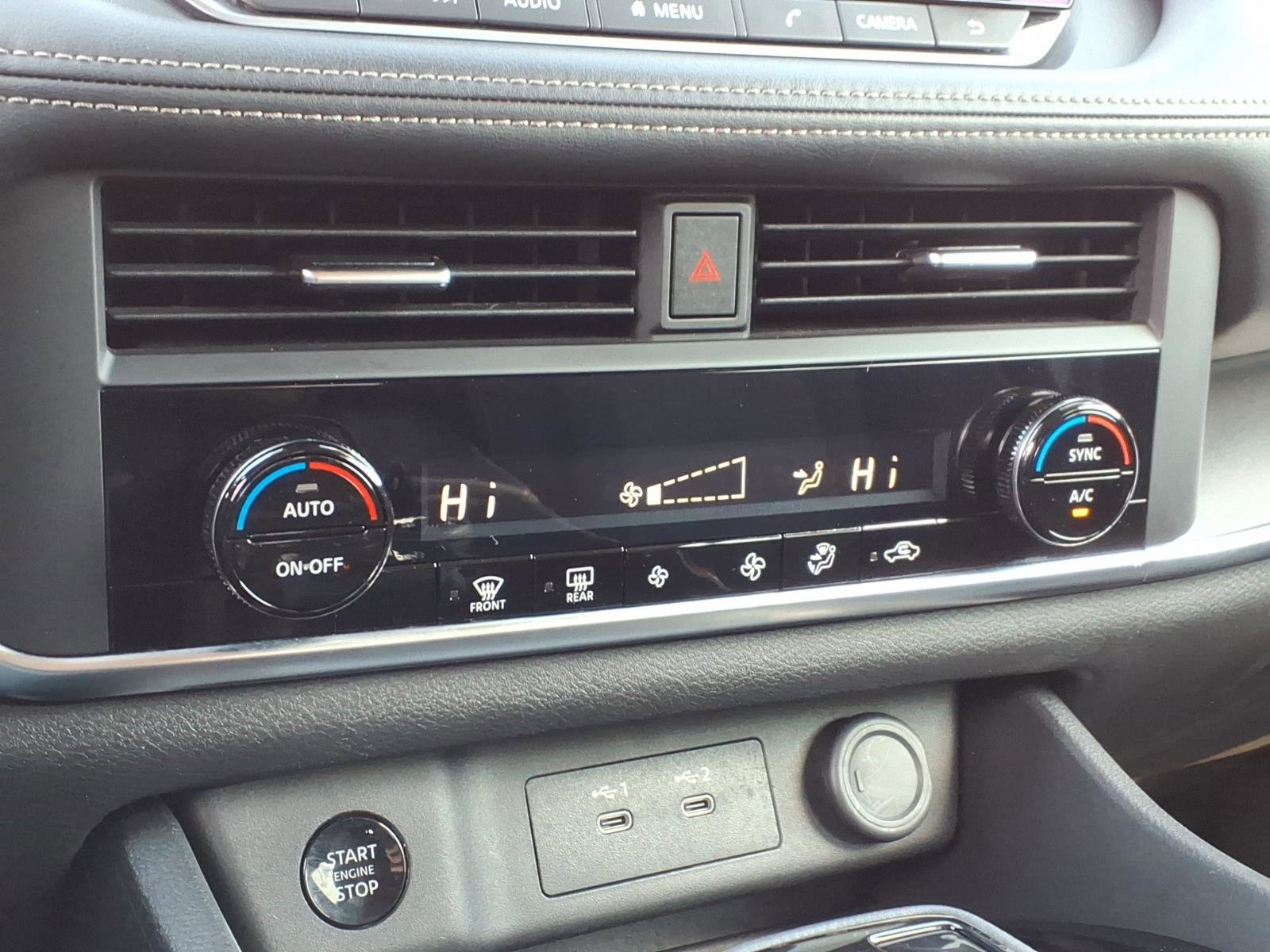 Used 2025 Nissan Rogue SV image 19