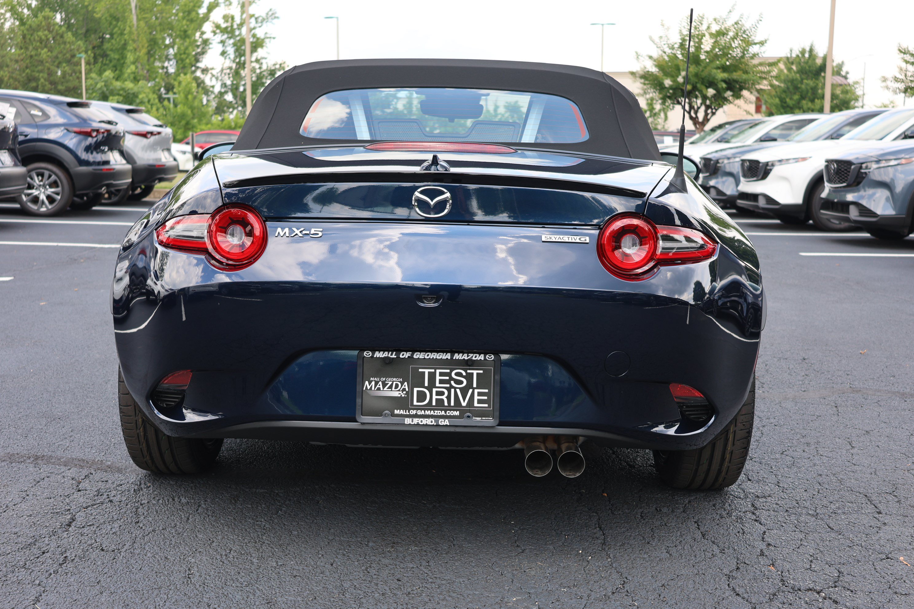New 2026 MAZDA MX-5 Miata Club w/ Interior Package RWD image 24