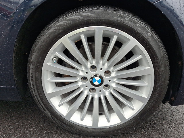 Used 2015 BMW 328i xDrive Sedan AWD/4WD image 9