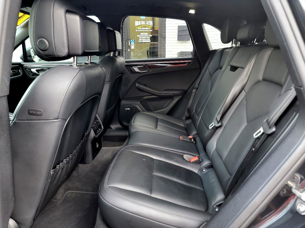 Used 2019 Porsche Macan S image 17