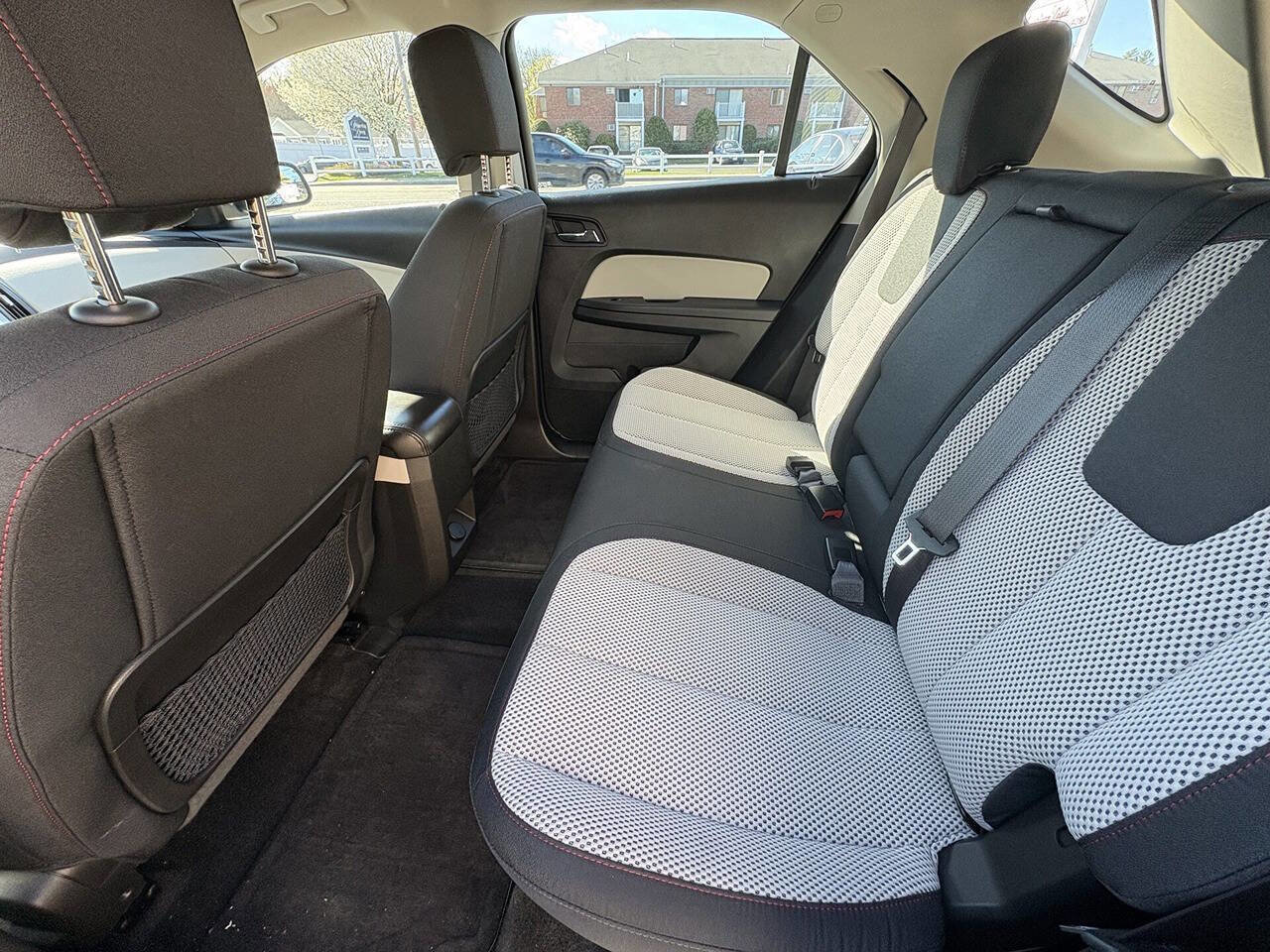 Used 2016 Chevrolet Equinox LS AWD/4WD image 14