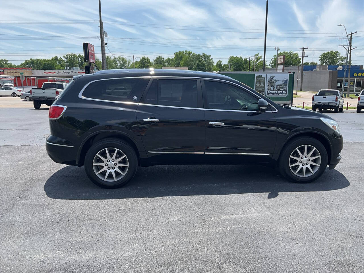 Used 2017 Buick Enclave Leather AWD/4WD image 6