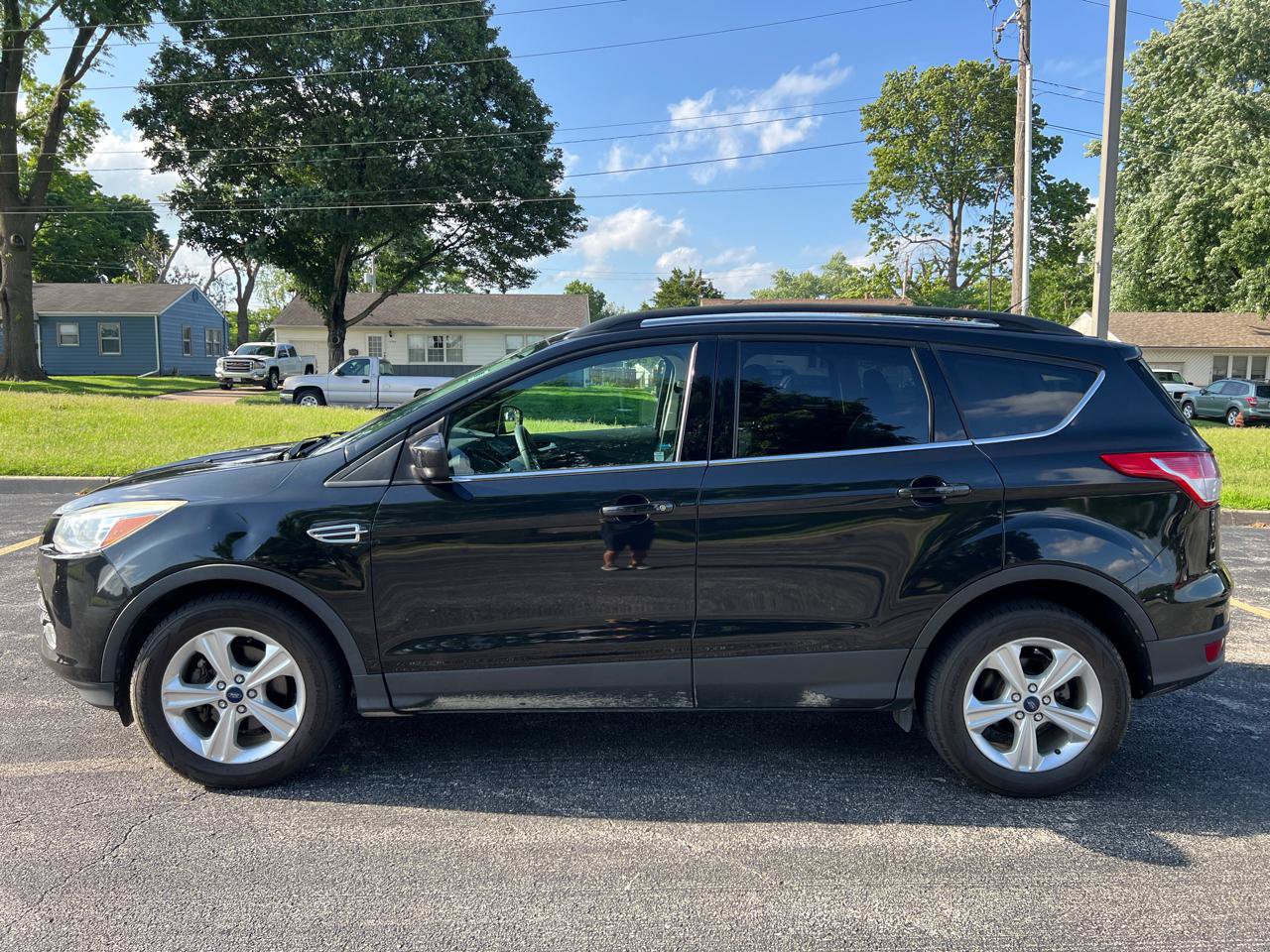 Used 2014 Ford Escape SE w/ Equipment Group 201A FWD image 2