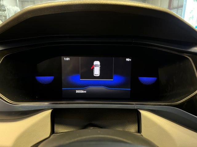 Certified 2023 Volkswagen Taos SE w/ Panoramic Sunroof Package FWD image 22