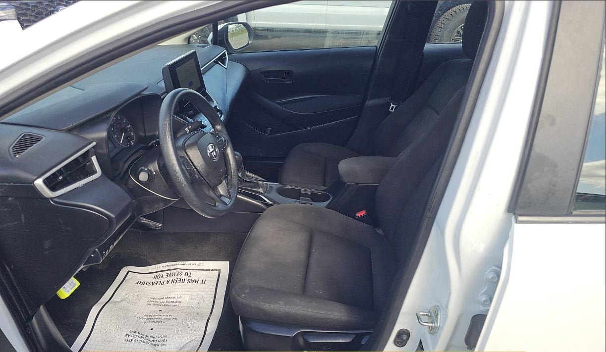 Used 2024 Toyota Corolla LE image 6