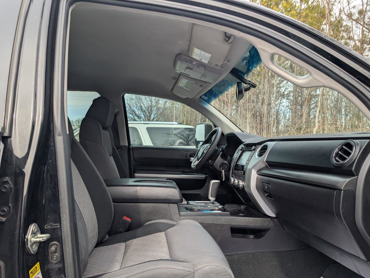 Used 2016 Toyota Tundra SR5 w/ SR5 Upgrade Package image 22