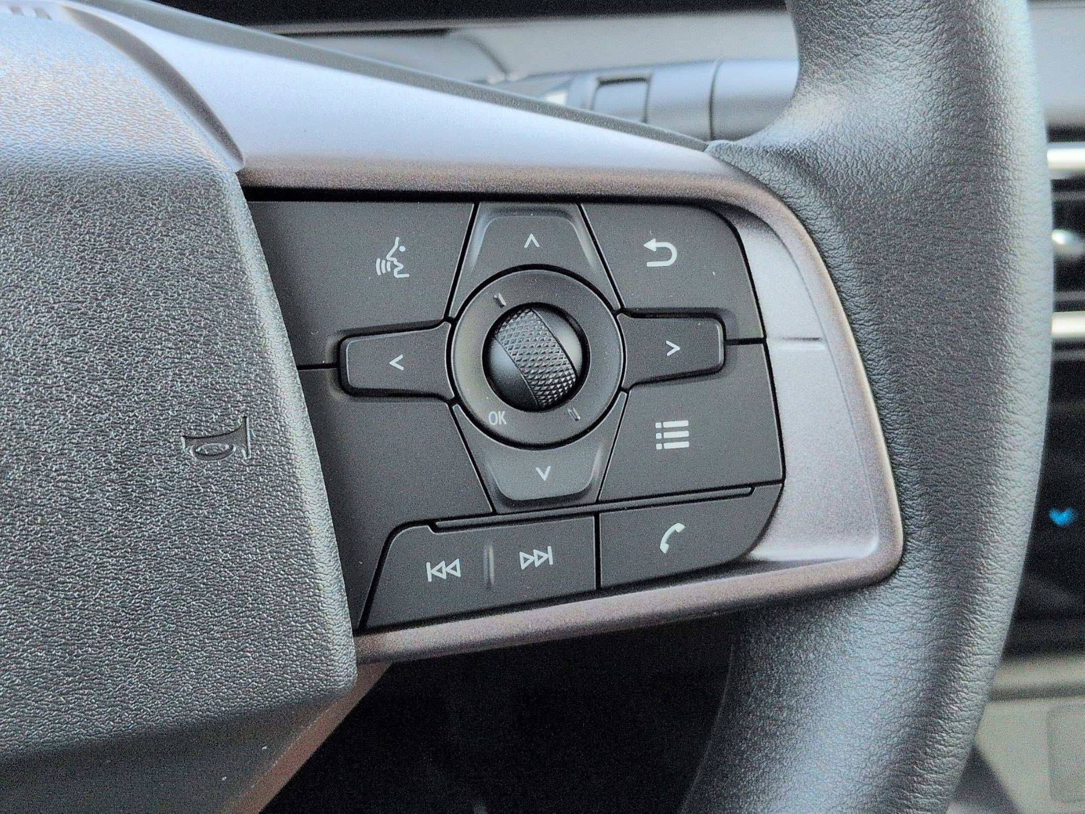 New 2026 Nissan Sentra SV w/ Floor Mat Package FWD image 15