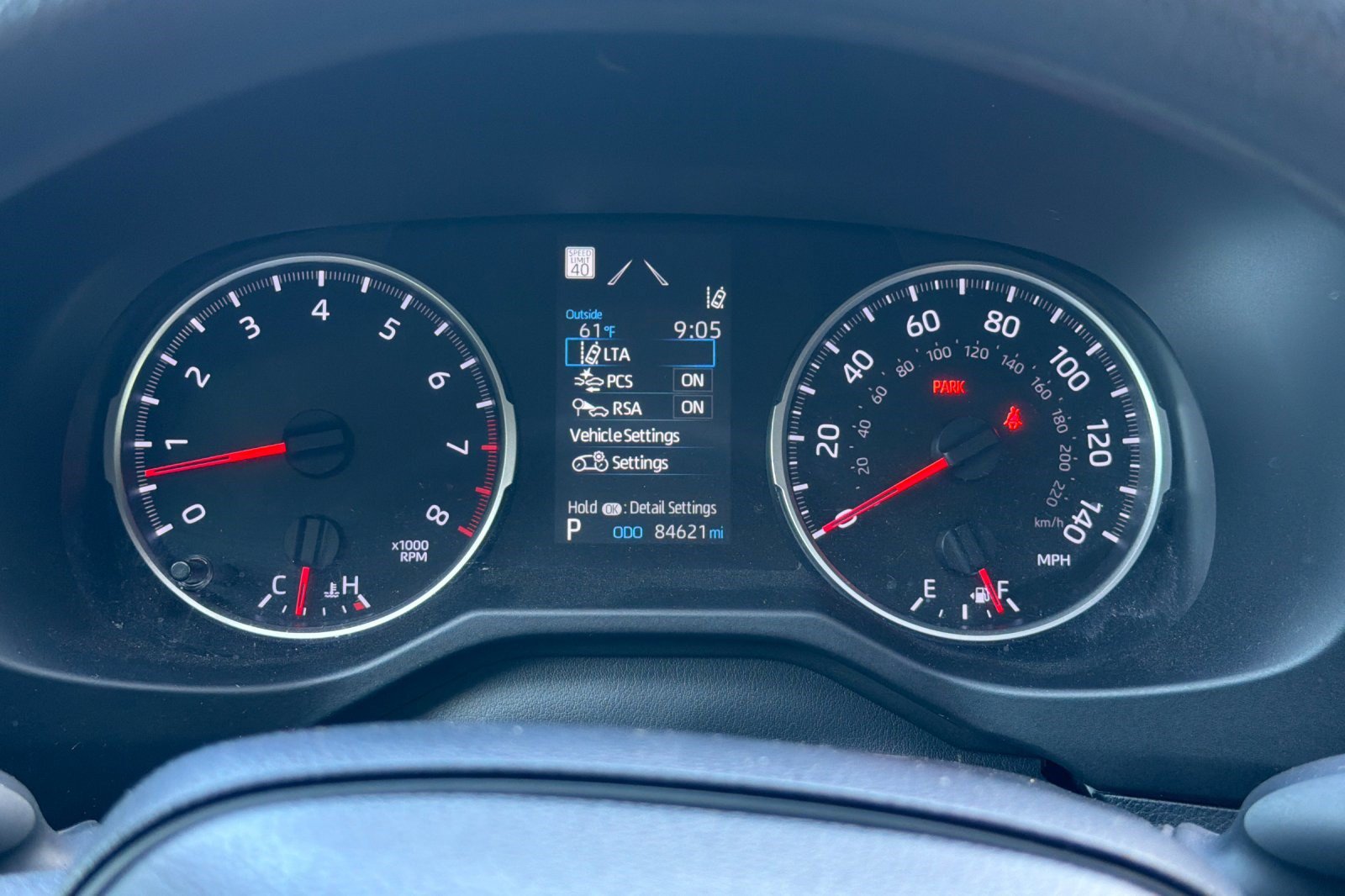 Used 2019 Toyota RAV4 LE w/ Carpet Mat Package FWD image 32