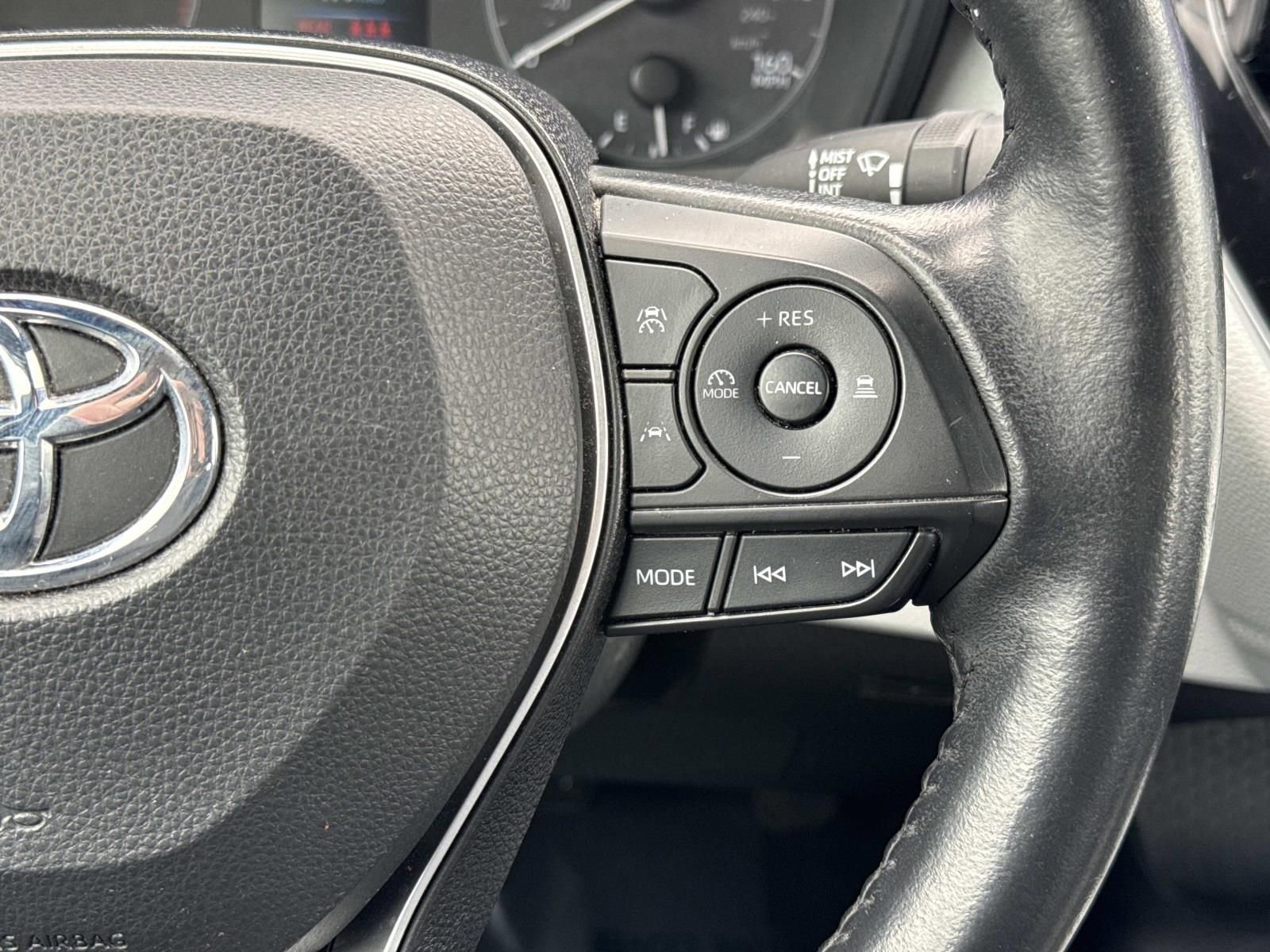 Used 2023 Toyota Corolla SE image 15
