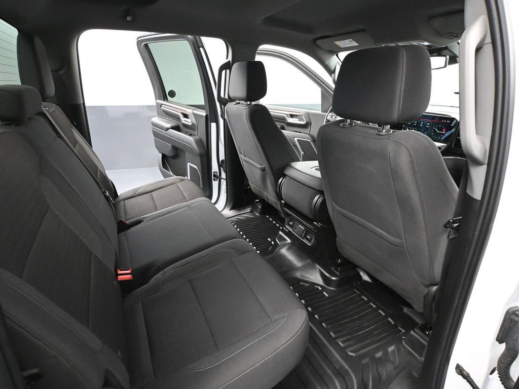 Used 2024 GMC Sierra 3500 SLE w/ SLE Convenience Package image 44