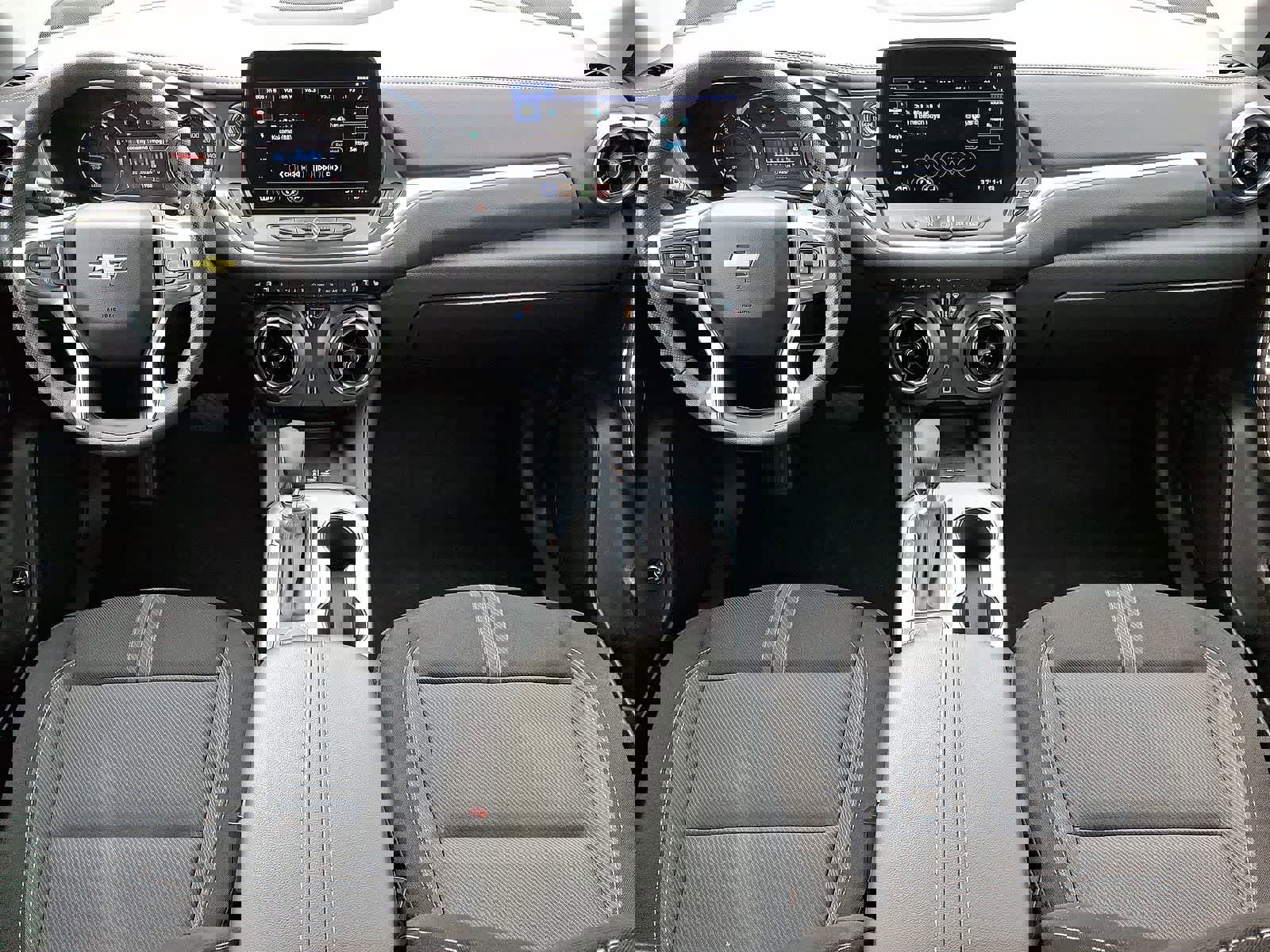 Certified 2024 Chevrolet Blazer LT w/ Convenience Package image 11