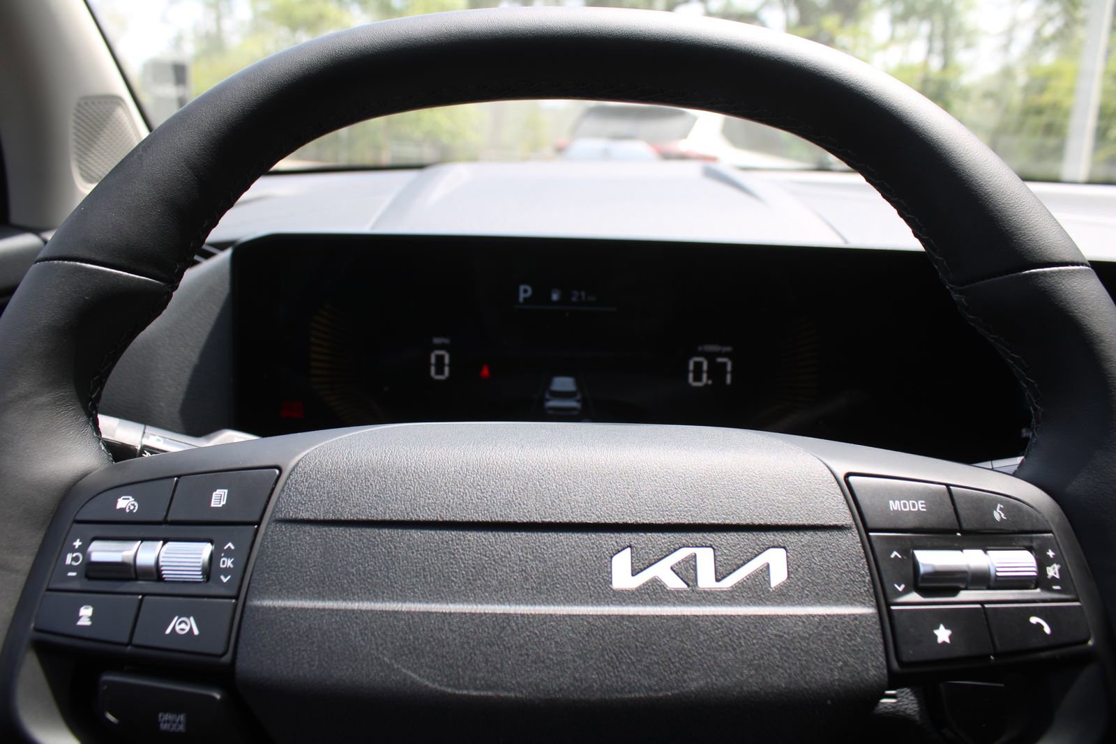 New 2026 Kia Sportage EX image 28