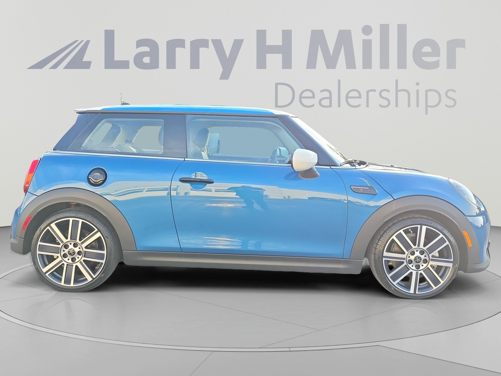 Used 2024 MINI Cooper S FWD image 6