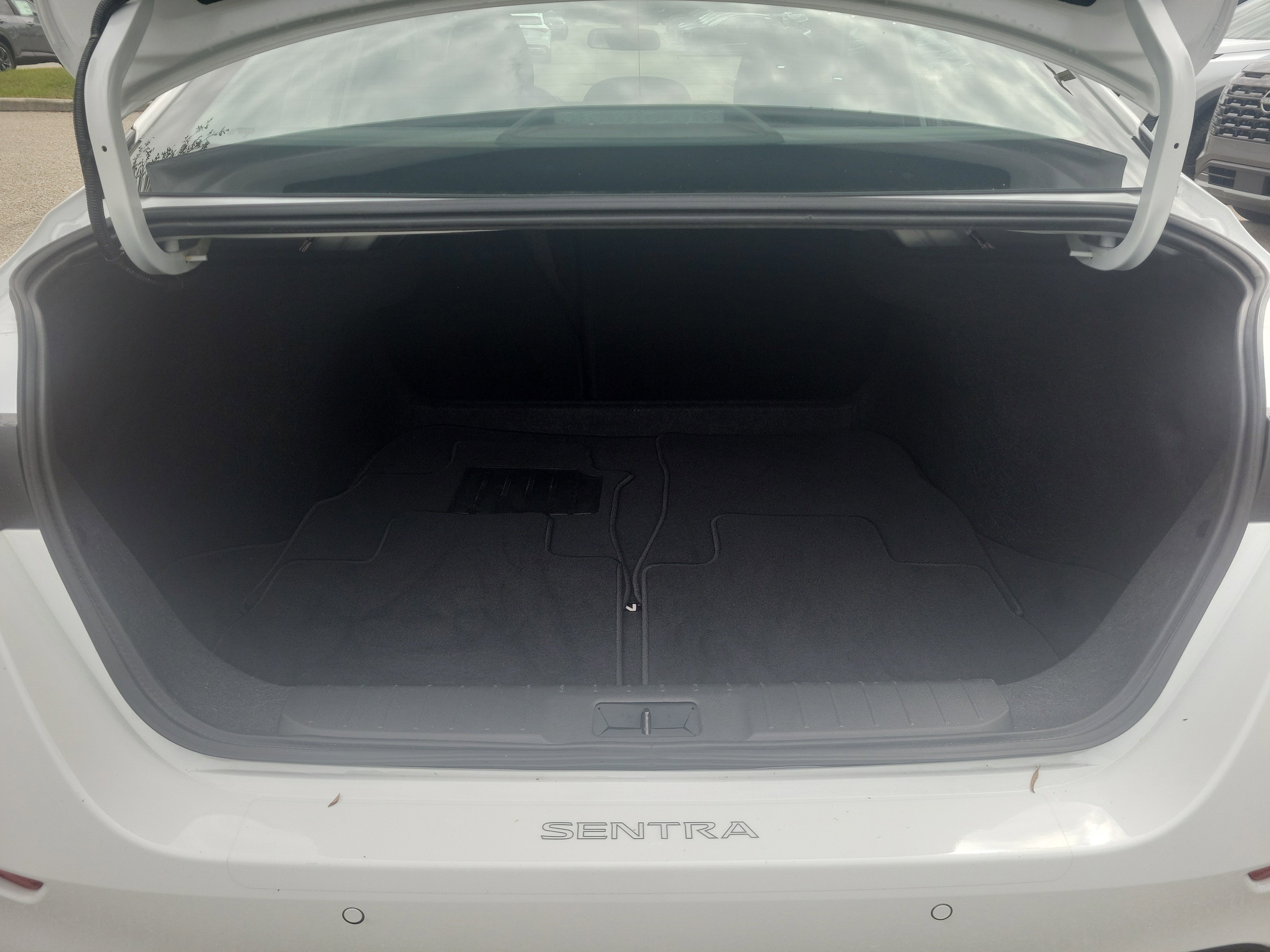 Certified 2025 Nissan Sentra S FWD image 12