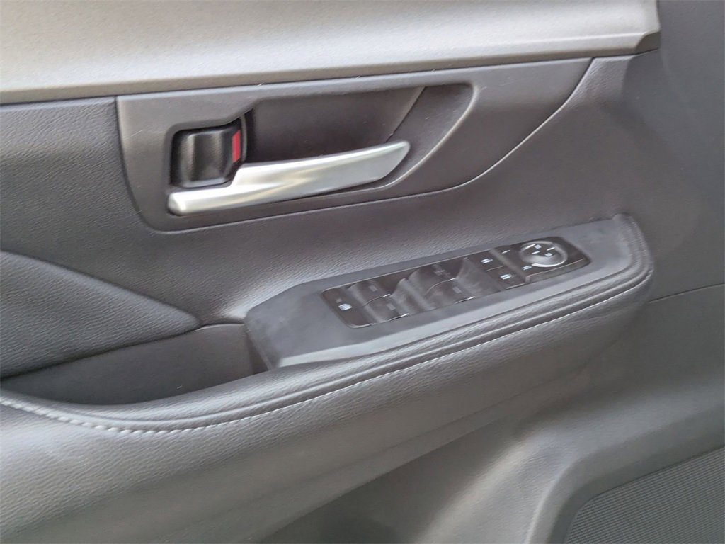 Used 2025 Toyota Grand Highlander AWD image 16