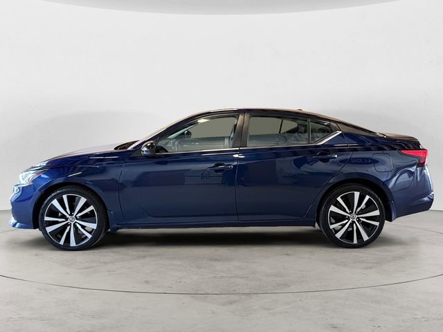 Used 2022 Nissan Altima 2.5 SR image 2