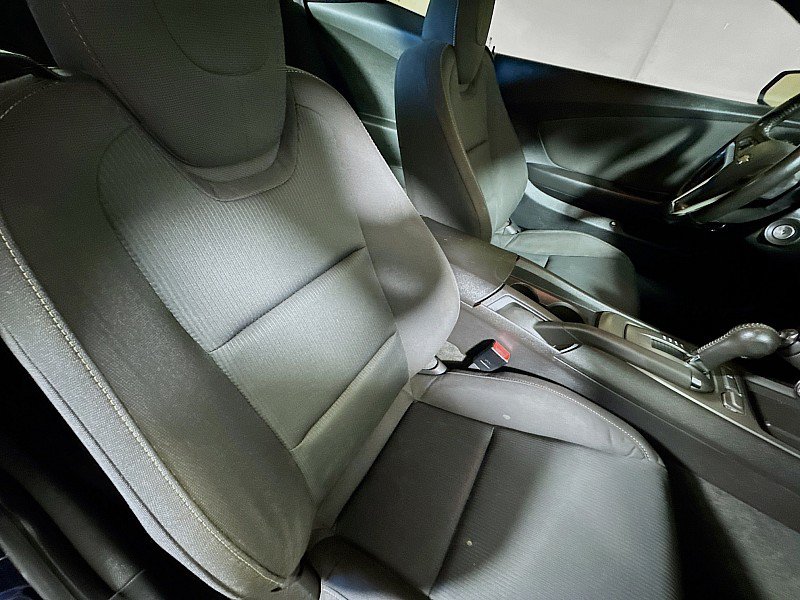 Used 2015 Chevrolet Camaro LT RWD image 24
