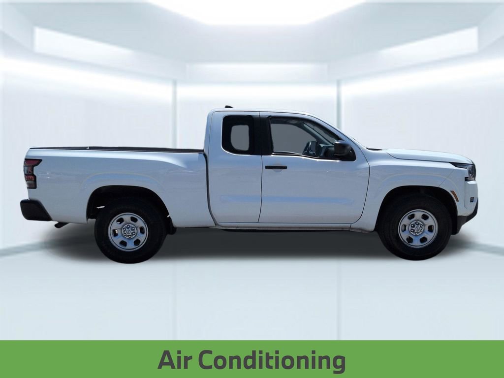 Used 2022 Nissan Frontier S RWD image 8