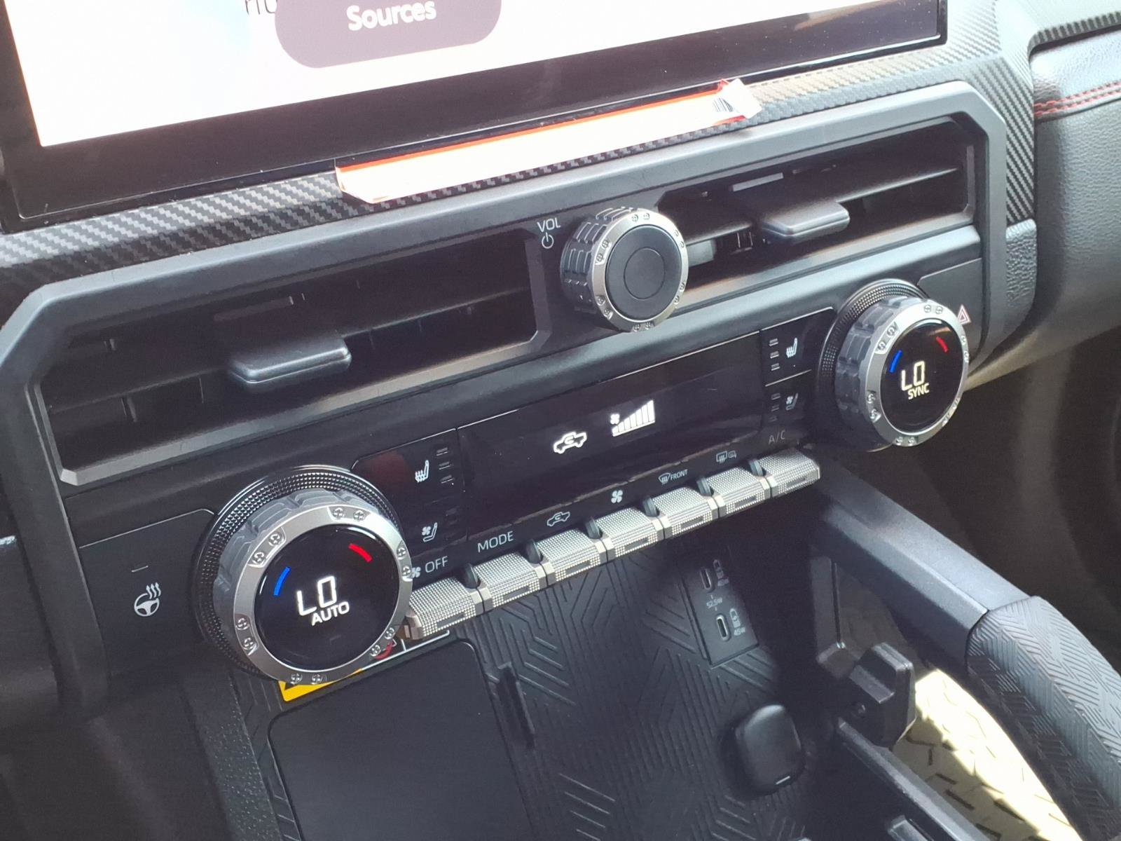 Certified 2025 Toyota Tacoma TRD Pro AWD/4WD image 18