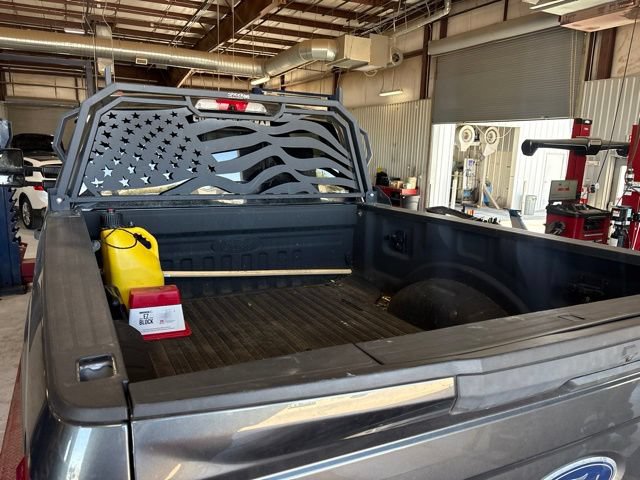 Used 2017 Ford F250 XL w/ STX Appearance Package AWD/4WD image 5
