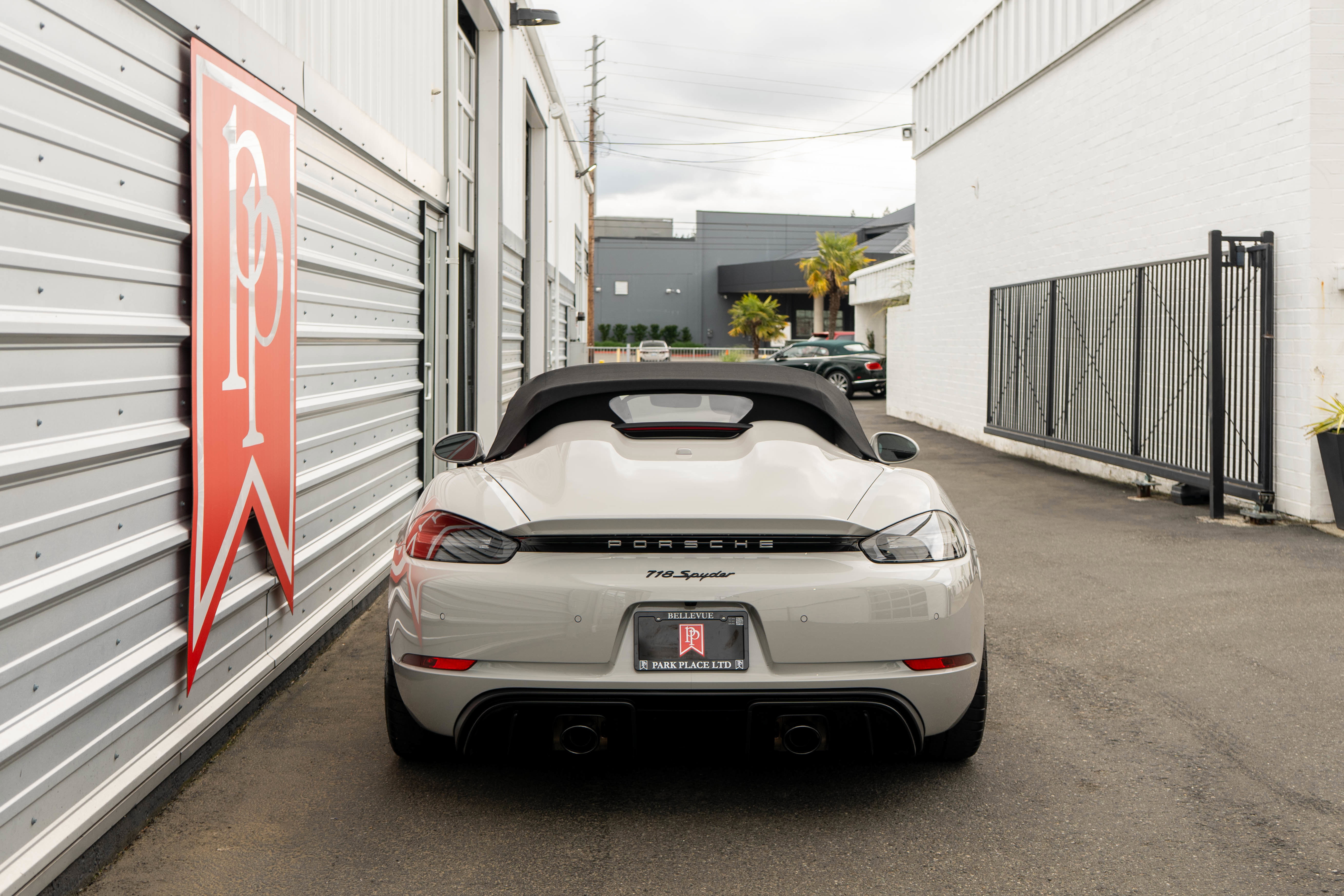 Used 2022 Porsche 718 Boxster Spyder w/ Light Design Package RWD image 38