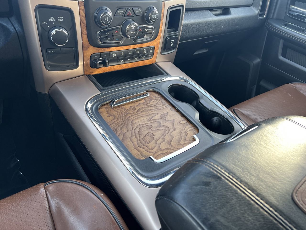 Used 2017 RAM 2500 Longhorn w/ Convenience Group image 15