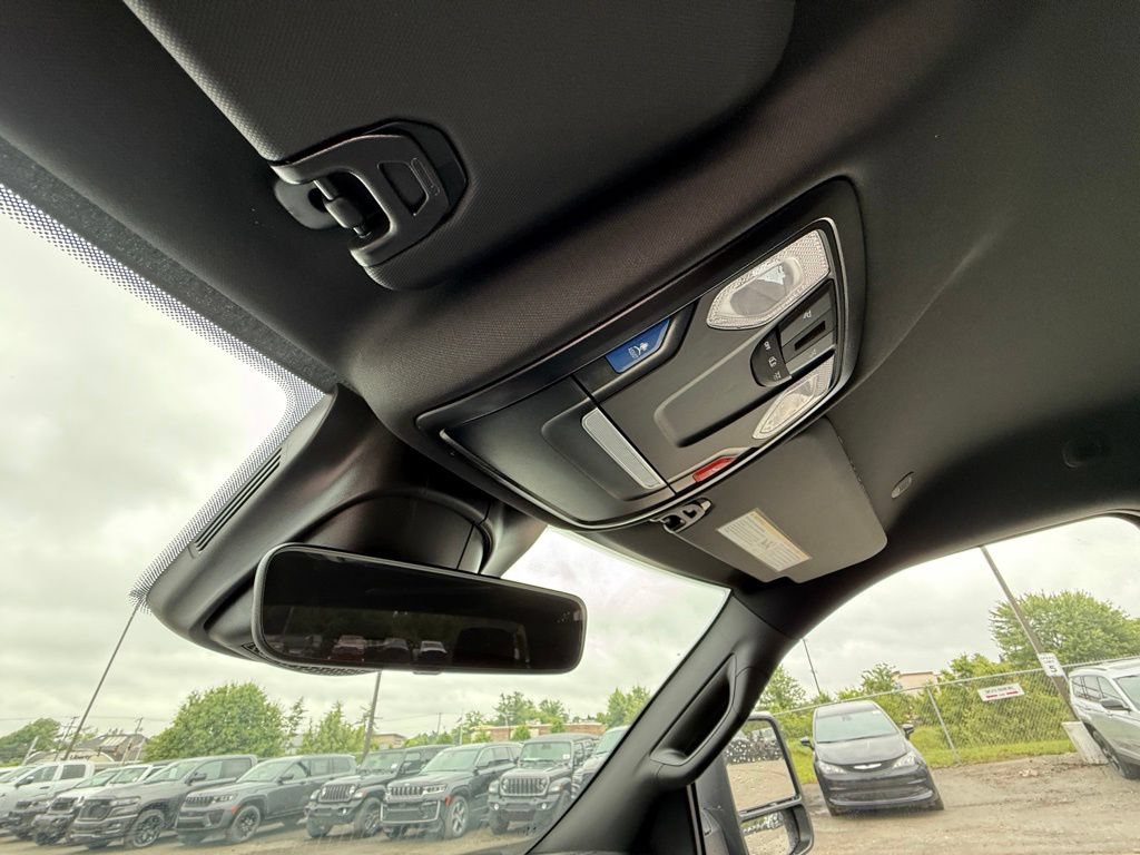 New 2026 RAM 3500 Tradesman AWD/4WD image 23