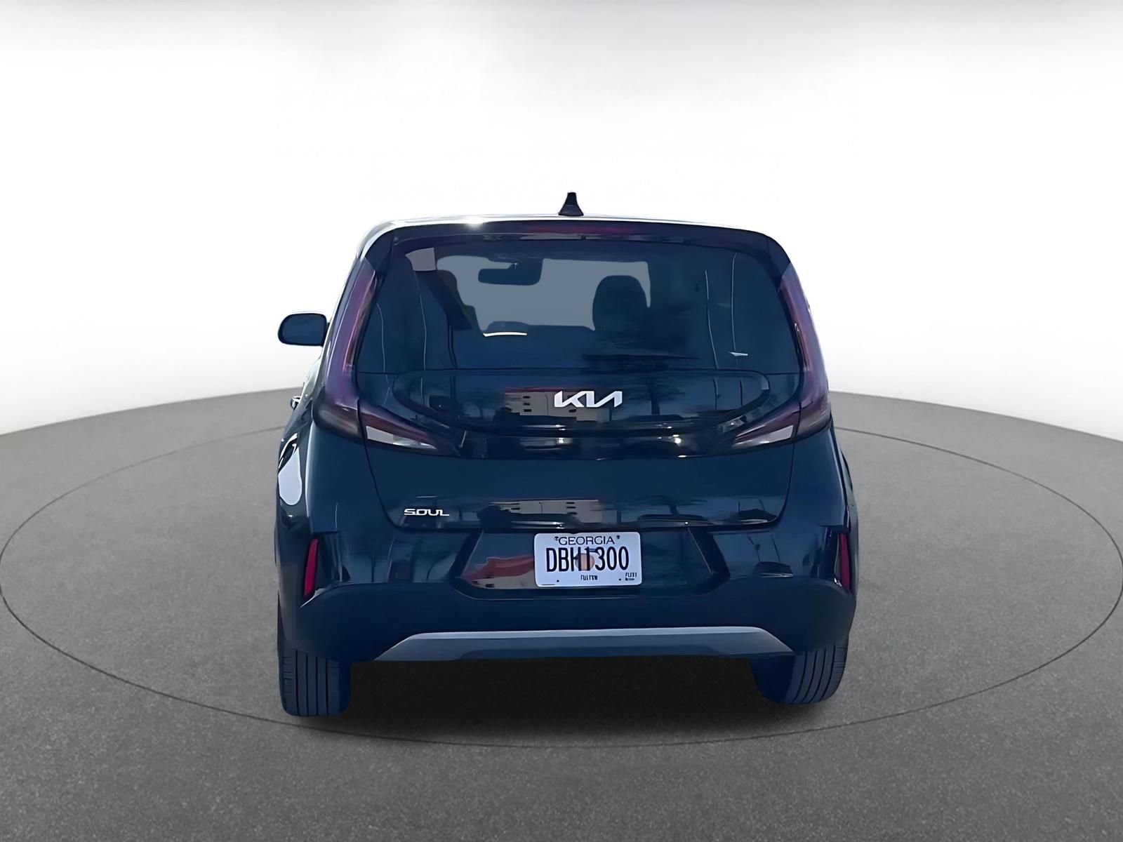 Used 2025 Kia Soul LX w/ LX Technology Package image 11