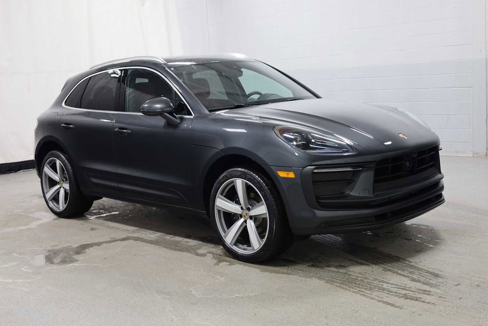 New 2026 Porsche Macan image 13