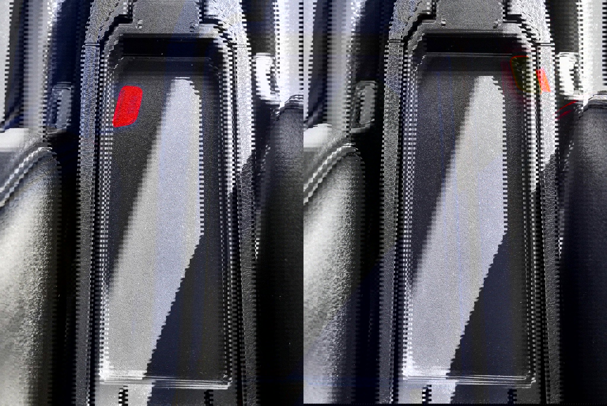 Used 2018 Toyota RAV4 Limited image 40