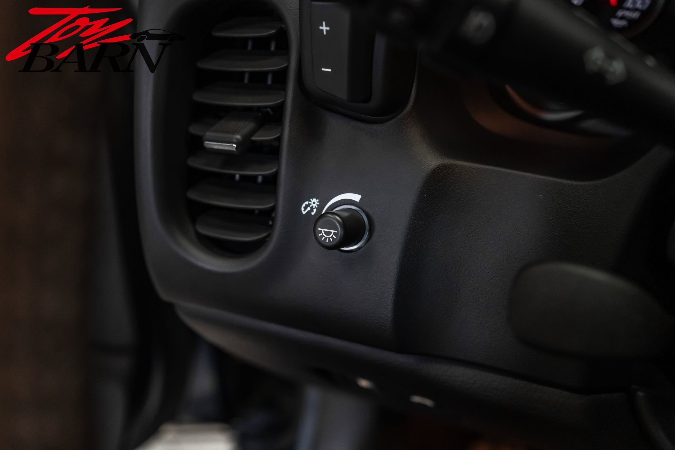 Used 2009 Chevrolet Corvette ZR1 w/ Preferred Equipment Group image 39