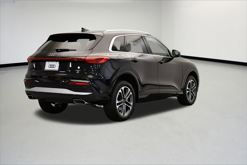 Used 2025 Audi Q5 Premium w/ Convenience Package image 5